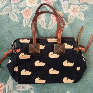Dooney and Bourke handbag black and beige